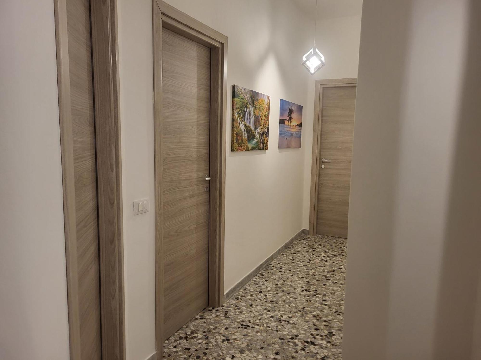 Appartement Garibaldi Square à Bari Extérieur photo